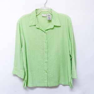 White Stag long sleeve crinkly shirt - lightly used